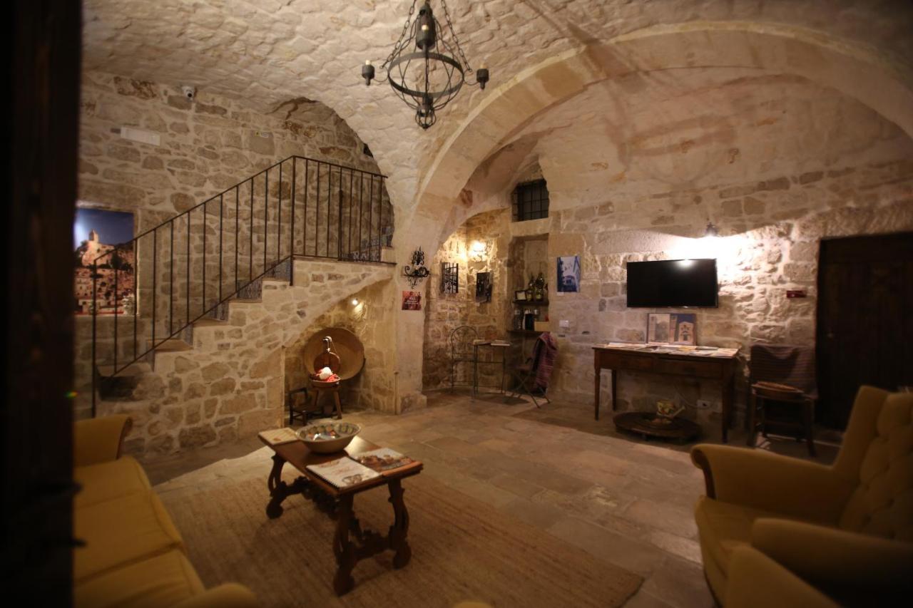 Case-Grotte Degli Avi, Esperienza Abitativa In Grotta Modica Exterior photo