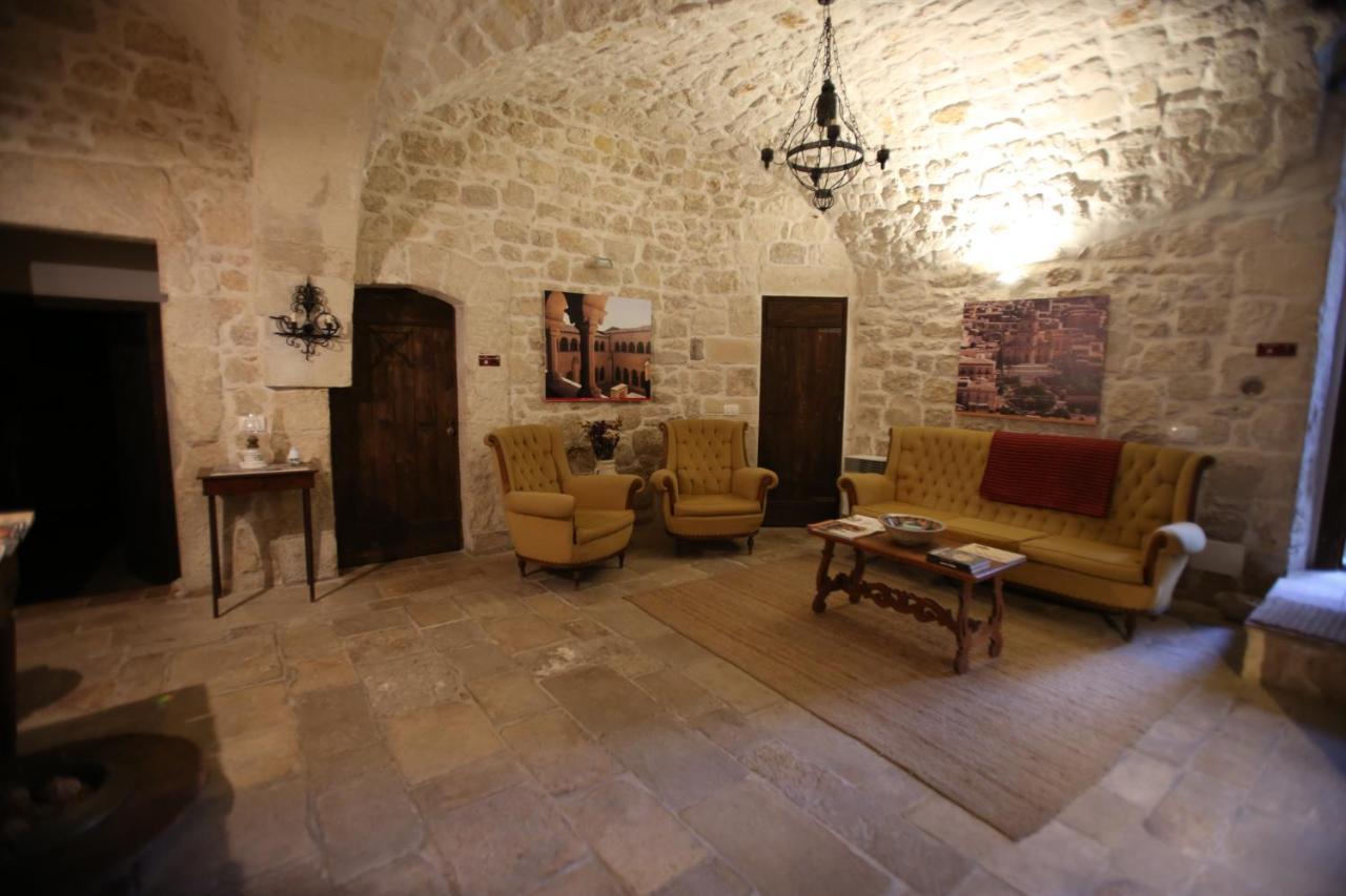 Case-Grotte Degli Avi, Esperienza Abitativa In Grotta Modica Exterior photo