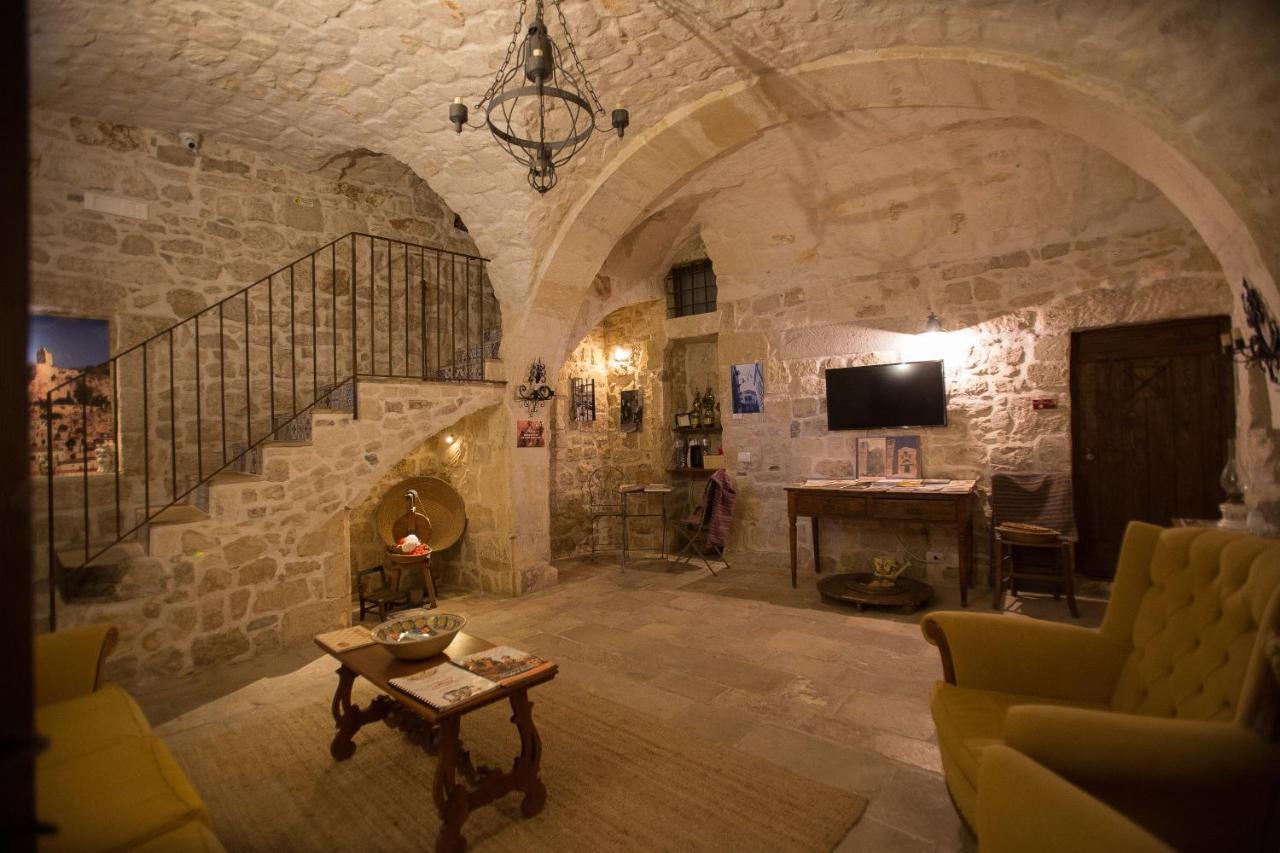 Case-Grotte Degli Avi, Esperienza Abitativa In Grotta Modica Exterior photo