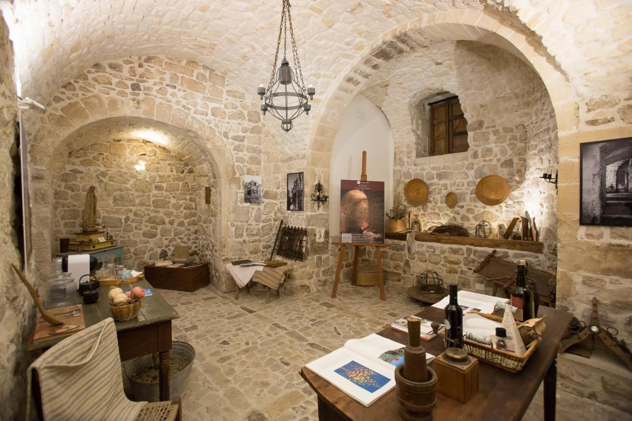 Case-Grotte Degli Avi, Esperienza Abitativa In Grotta Modica Exterior photo